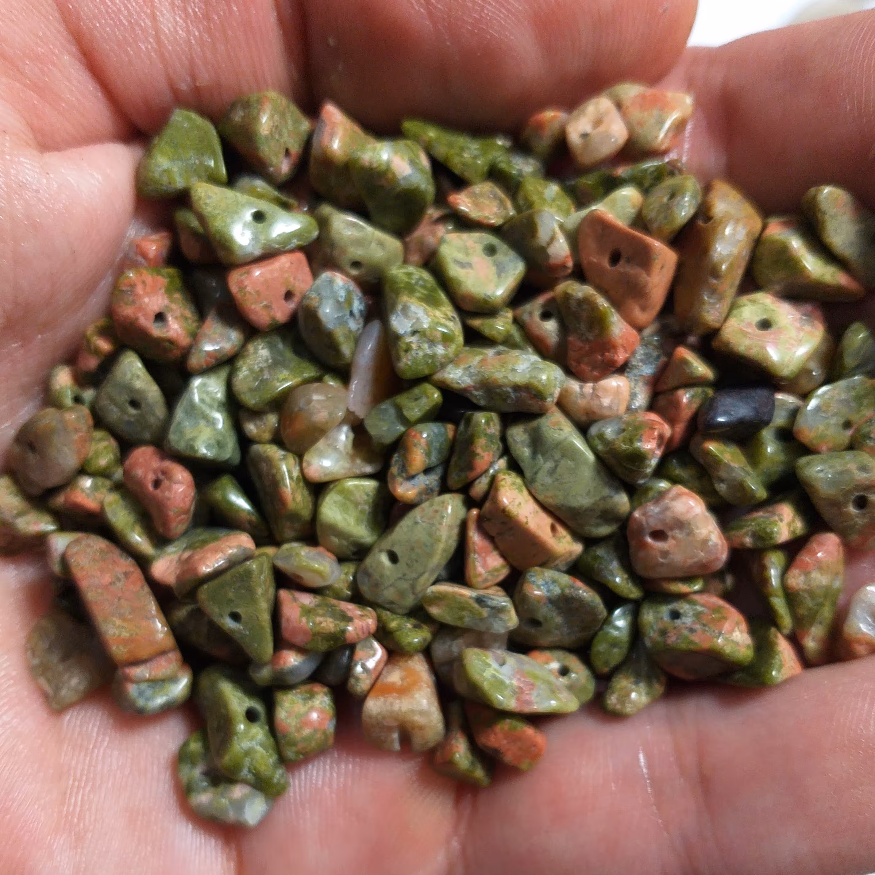 مهره سنگ اوناکیت تراش نخورده اصل و معدنی با بهترین رنگ،قیمت و کیفیت کاملا تضمینی