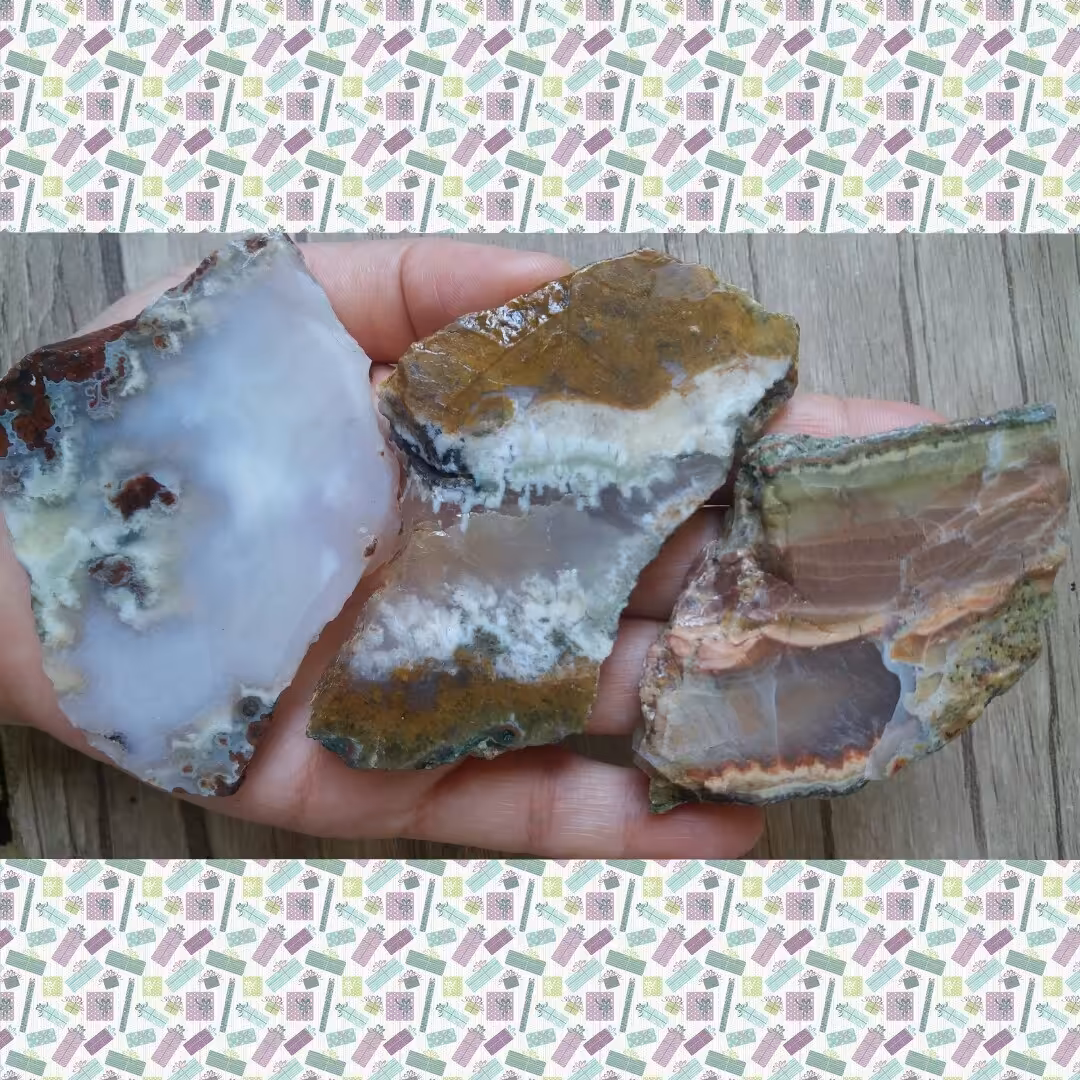 سه اسلایس  عقیق اصل با رنگ طبیعی به شکل منظره مناسب دکور و ویترین یا ساخت نگین 