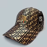 کلاه کپ برند Fendi طلایی و مشکی لاکچری کد 9742