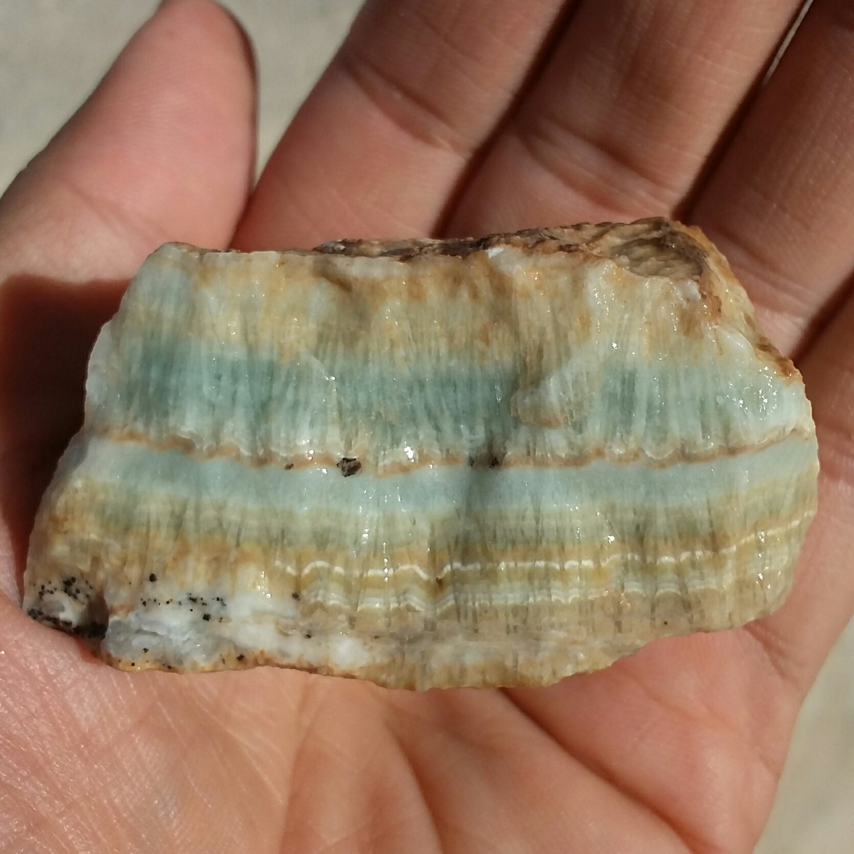 سنگ راف وارداتی آراگونیت سبز سوزنی 7رنگ 100 در 100 طبیعی شاهکار تصویر ازدو جهت نمونه
با قابلیت ساخت چند نگین فوق العاده