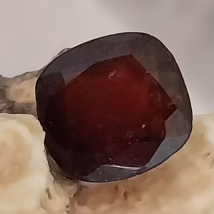 4.20 قیراط نگین گارنت ناب جواهری