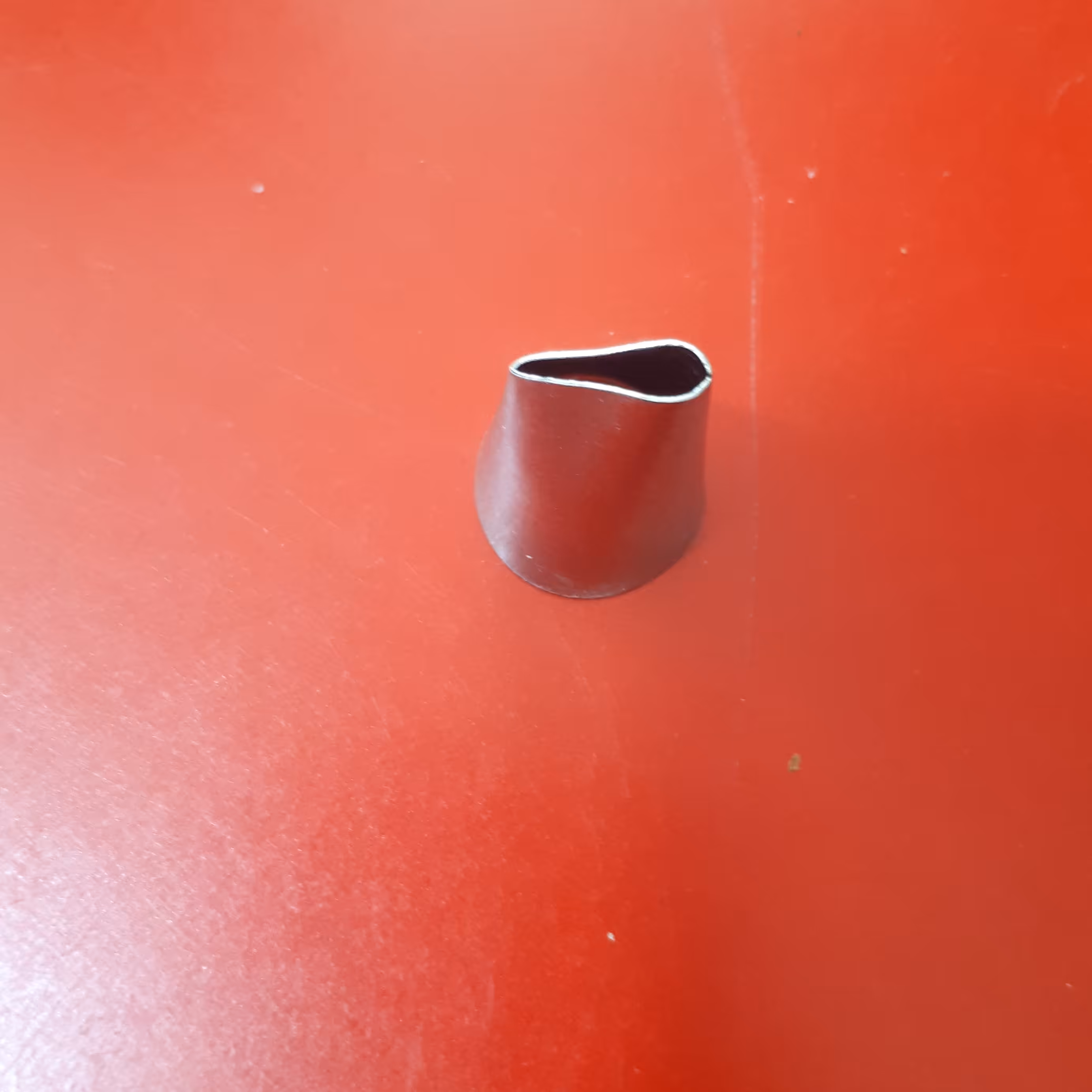 ماسوره  گلبرگ خارجی کوچیک گلبرگ کد104