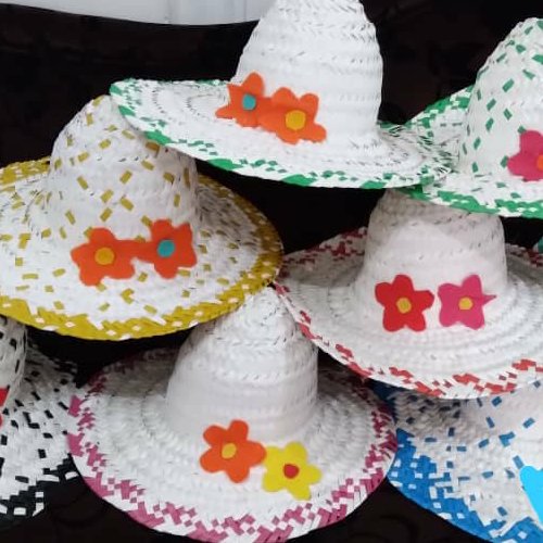 کلاه بچه گانه (پس کرایه)