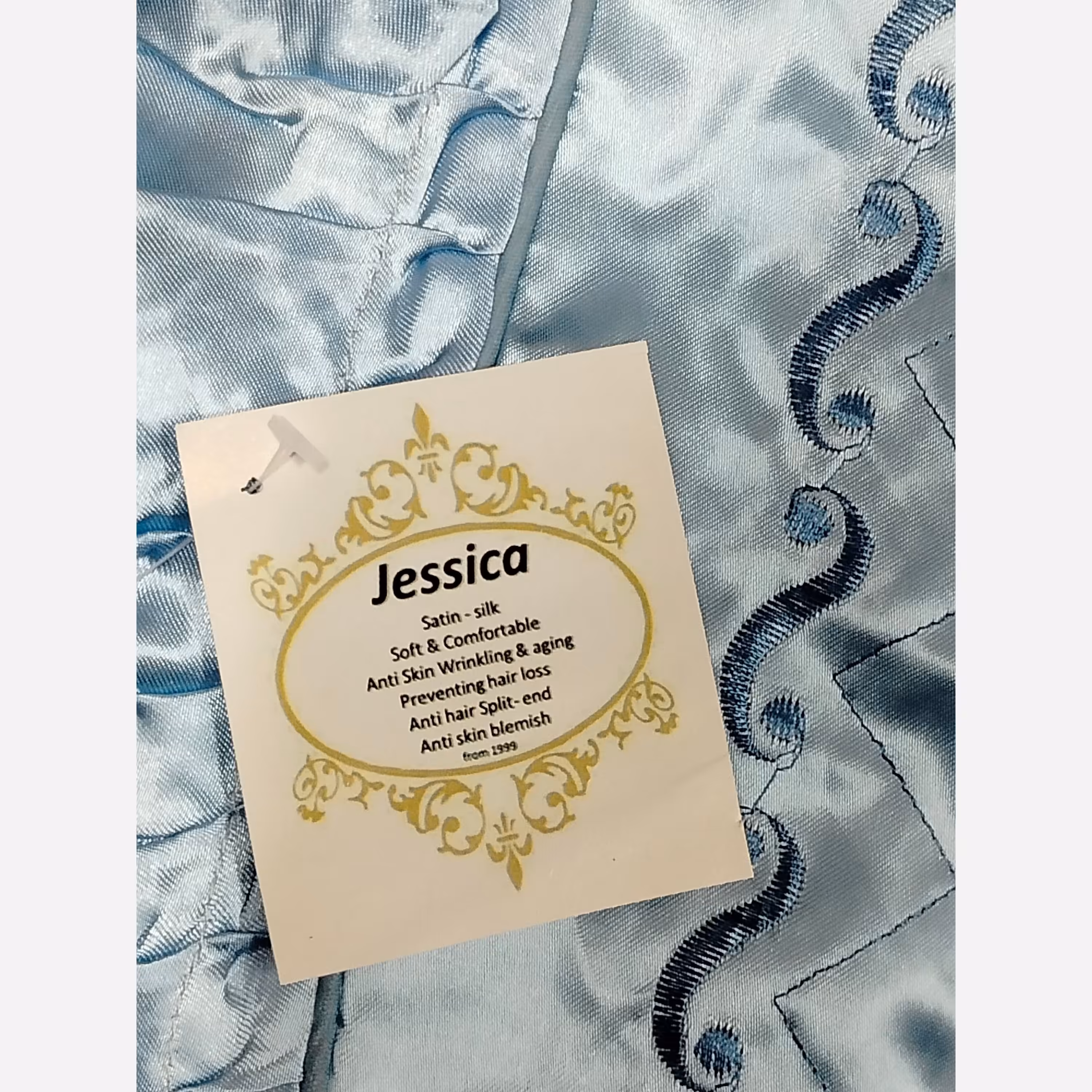 روبالشی ساتن سیلک طبی وارداتی گلدوزی شده 