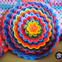 کوسن رنگی رنگی گرد