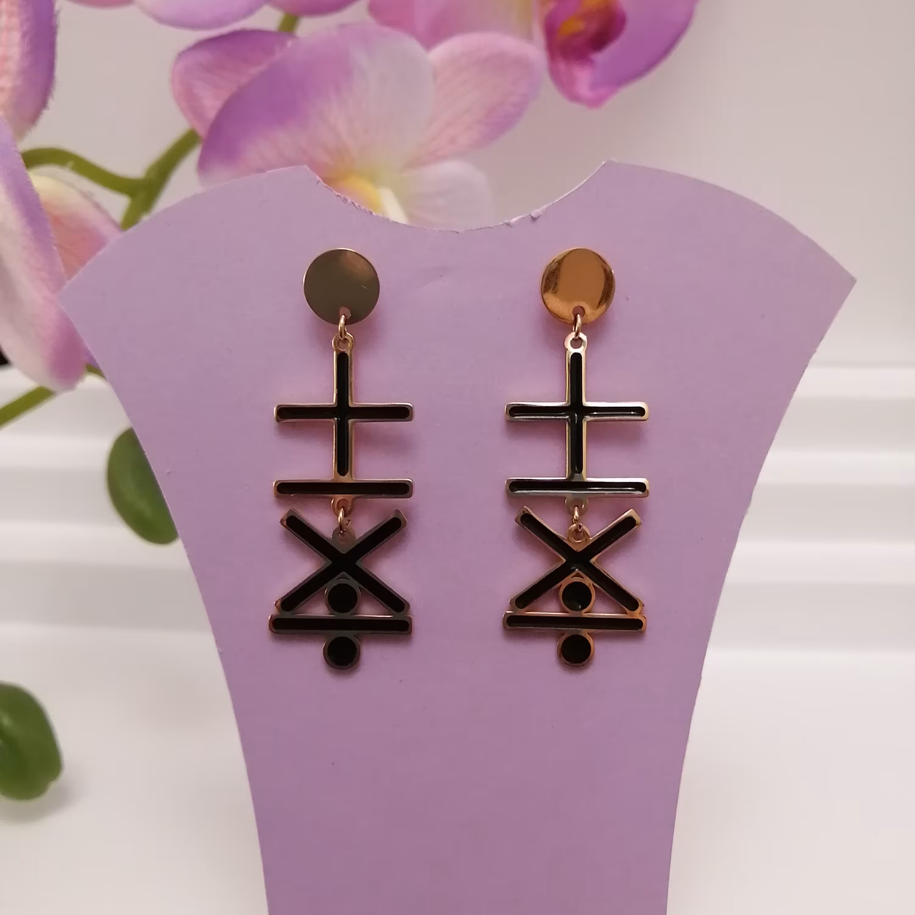 گوشواره استیل طرح چهار عمل اصلی ریاضی