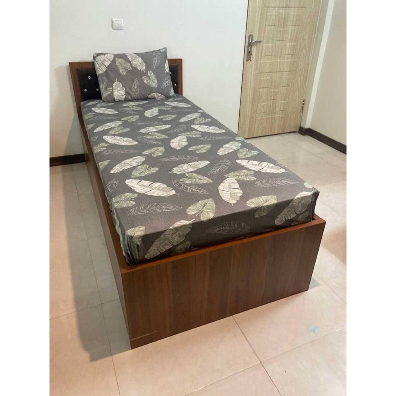 روتختی کشدار تک نفره طرح سوسن 90*200 سانتی‌متر