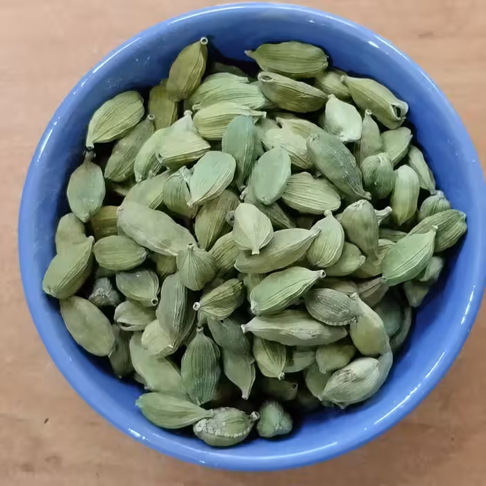 عطاری هل سبز درشت اکبر بنفش شریفی