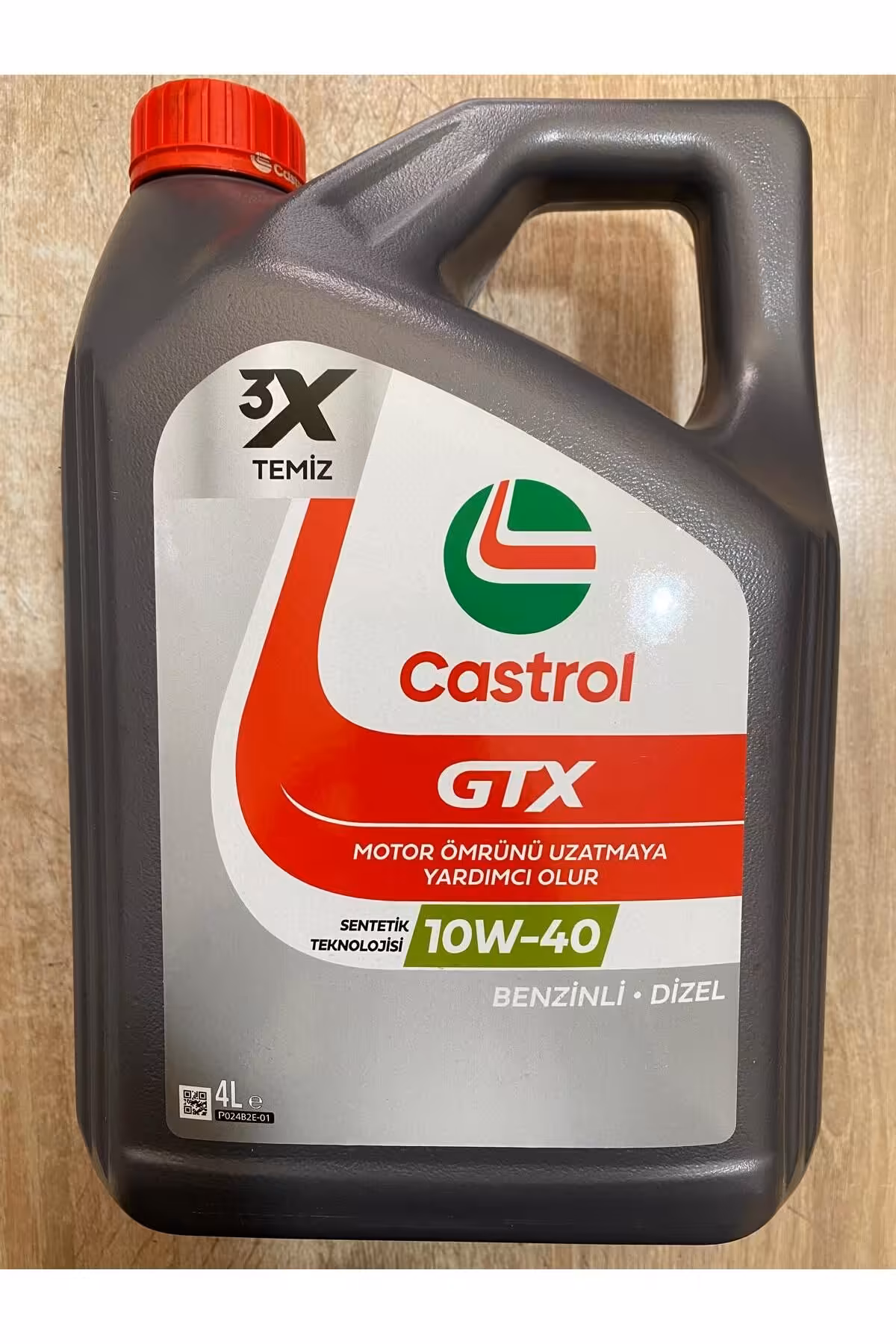 روغن و مکمل موتور GTX 10W 40 4L A B 3 برابر بنزین دیزل 2024 Castrol