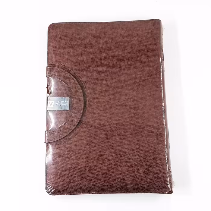 دفتر کلاسوری چرم زیپ دار وحدت 160 برگ 26 سوراخه گیره فلزی سایز  A4  جنس جلد چرم