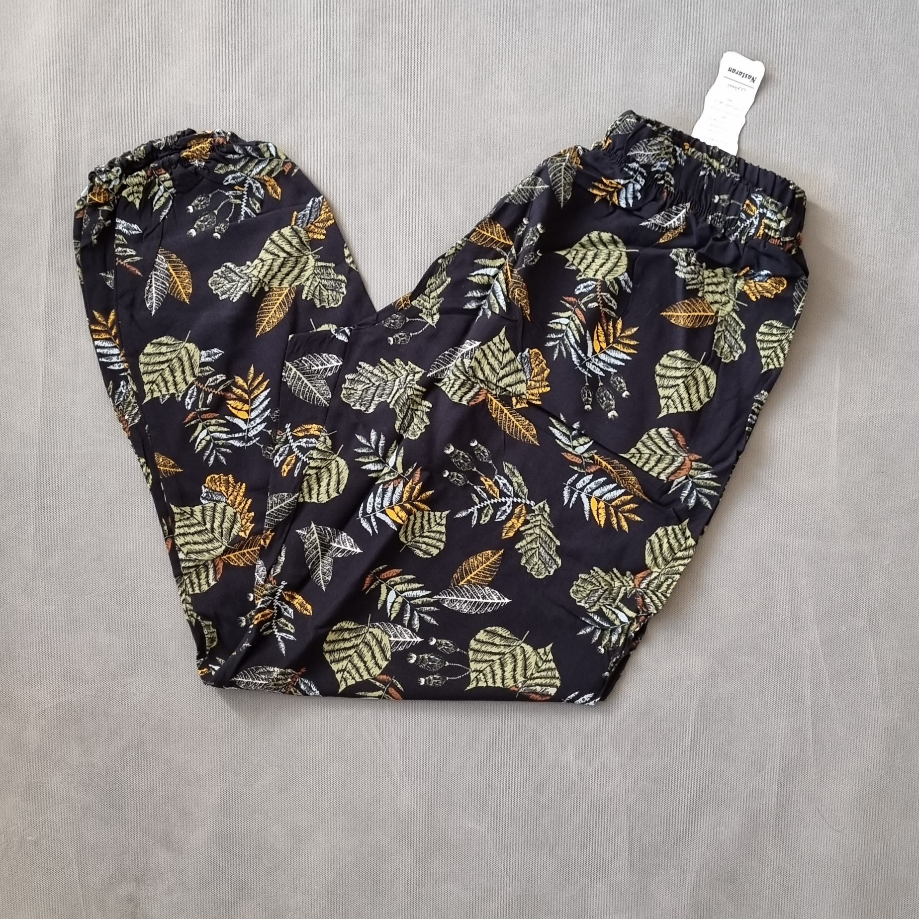 شلوار زنانه نخی پارچه ای نسترن سایز 2xl و 3xl (ارسال رایگان)