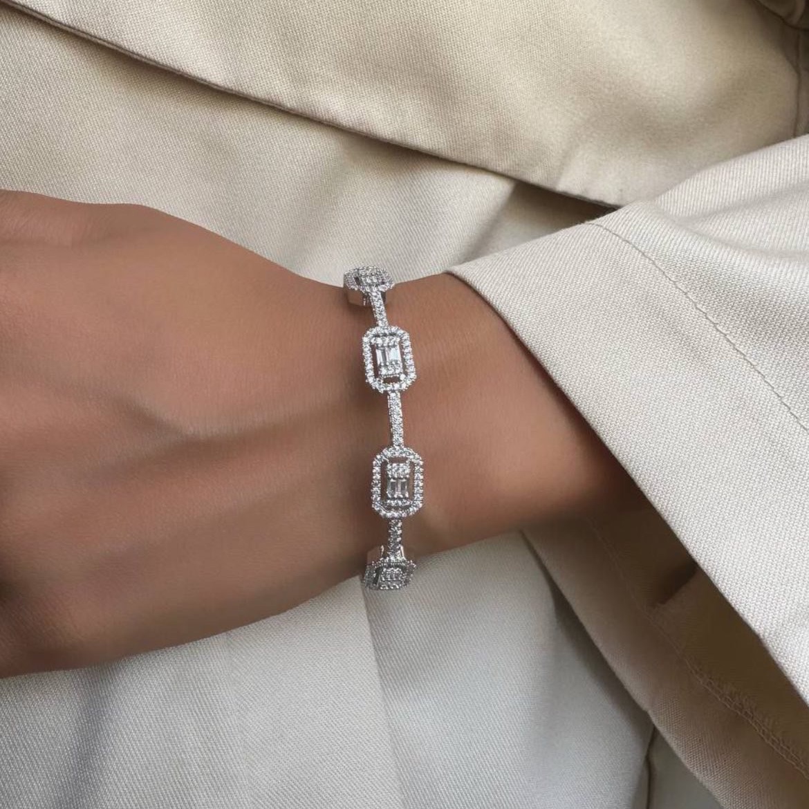 دستبند طرح جواهر 