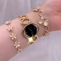 ست ساعت مچی جدید و لاکچری دخترانه و زنانه بند طلایی صفحه مشکی  همراه با دستبند شیک و صدفی گل دار 