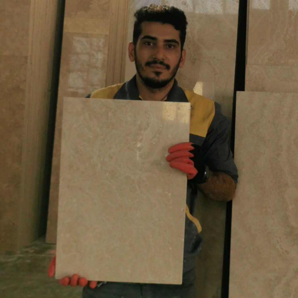 سنگ تراورتن آبگرم محلات ممتاز درجه یک. تولیدی سنگ ساختمانی تراورتن. سنگ اصفهان . کارخانه تراورتن . سنگبری .کارخانه سنگ52