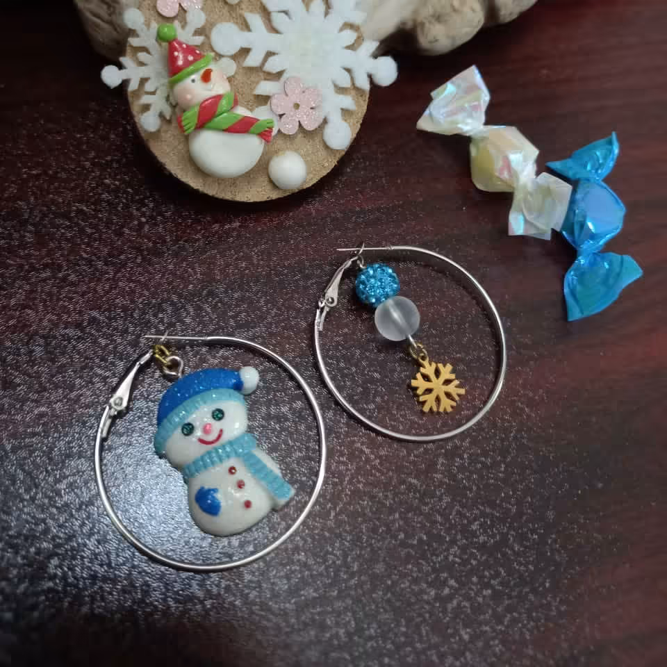 تخفیف زمستانه گوشواره  آدم برفی، گوشواره حلقه ای فانتزی