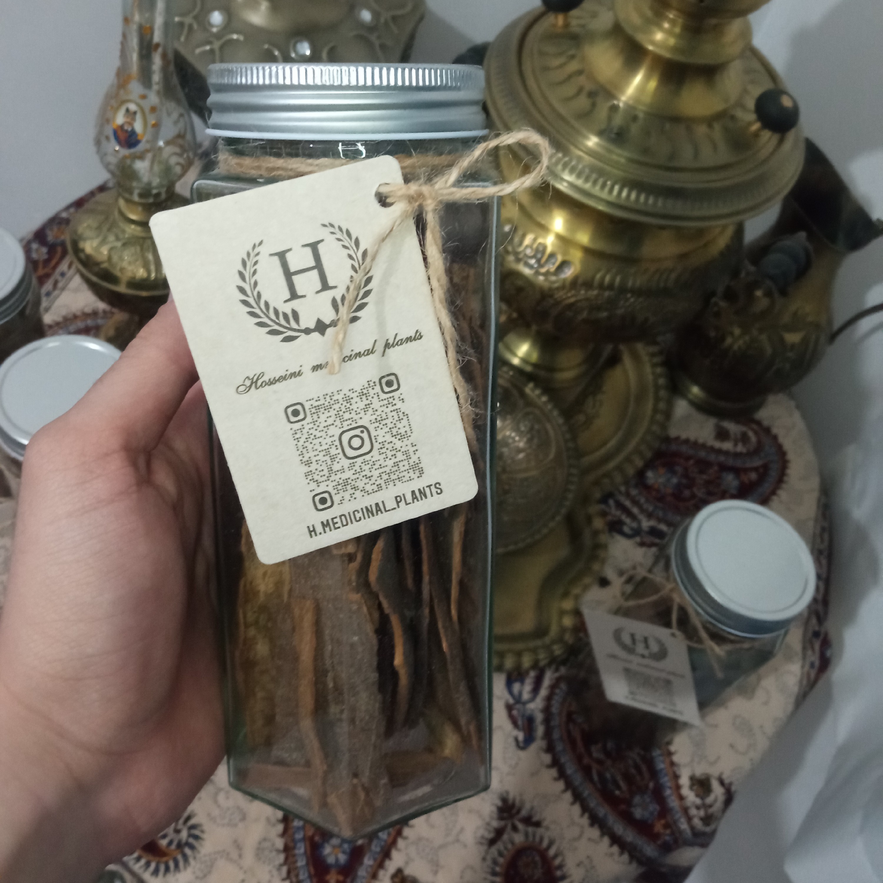 چوب دارچین گل سرخی 100گرمی شیشه ای