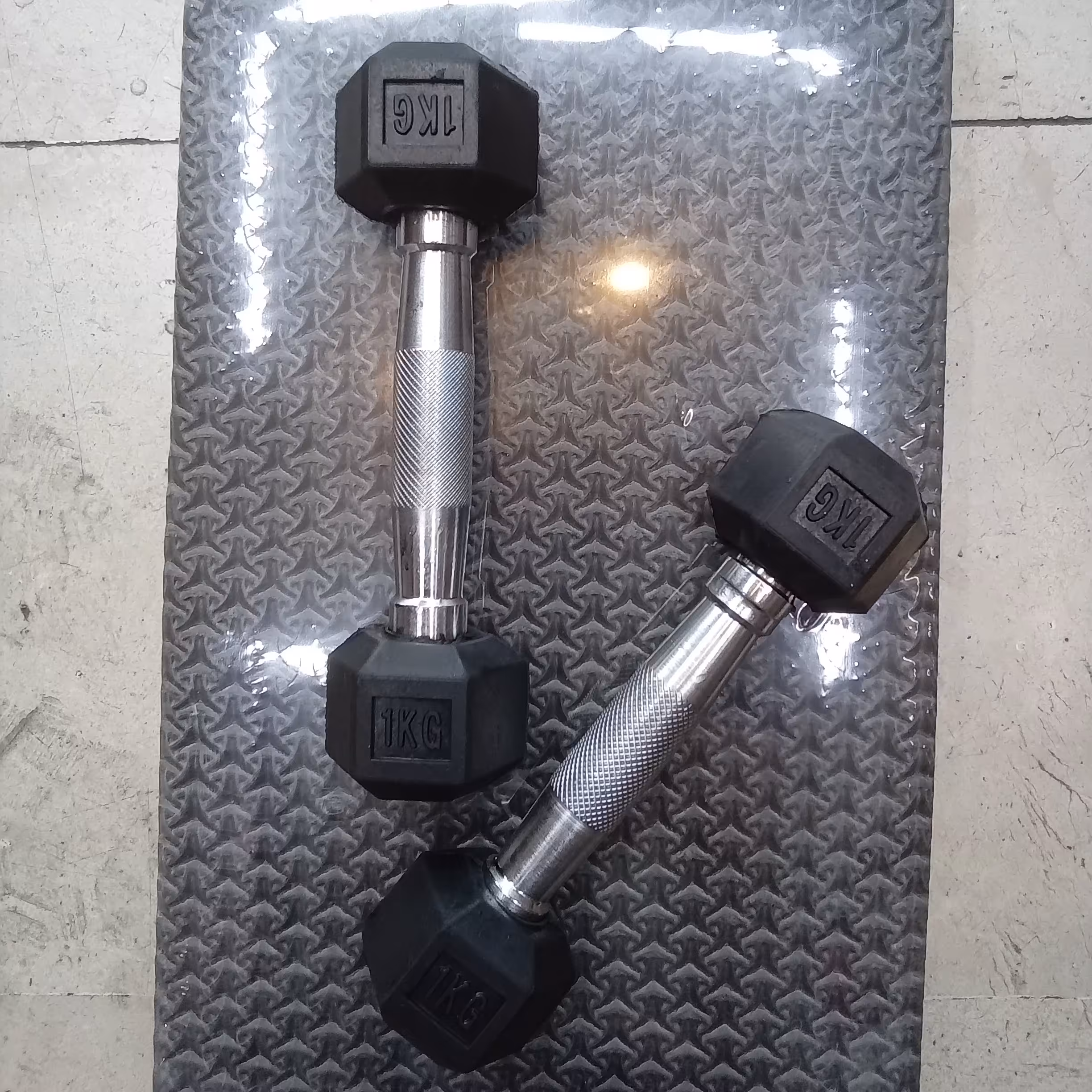 دمبل شش ضلعی یک کیلو