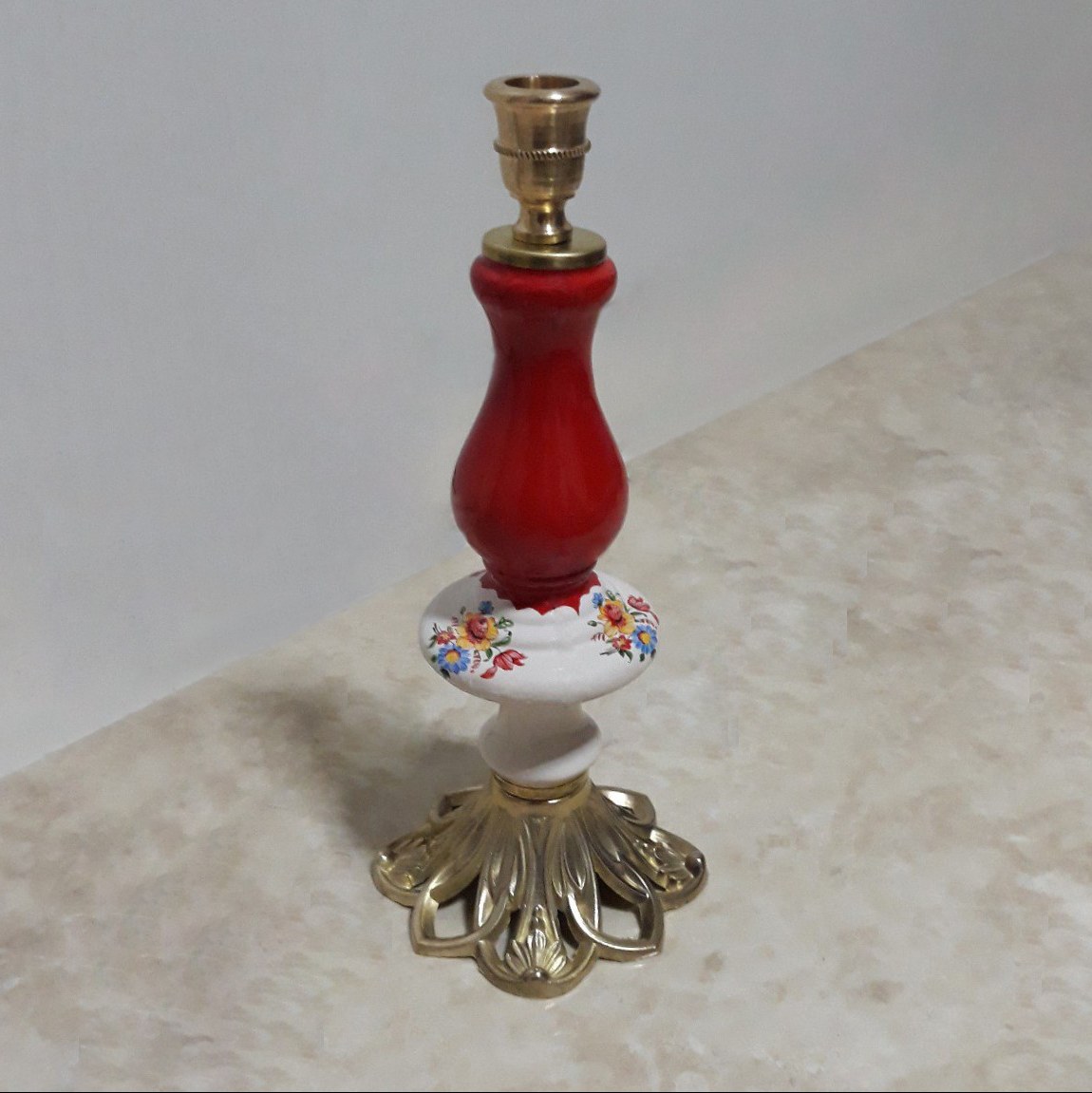 شمعدان رومیزی مدل الفا ایتالیا پایه سلطنتی ( دکوراتیو - زینتی )