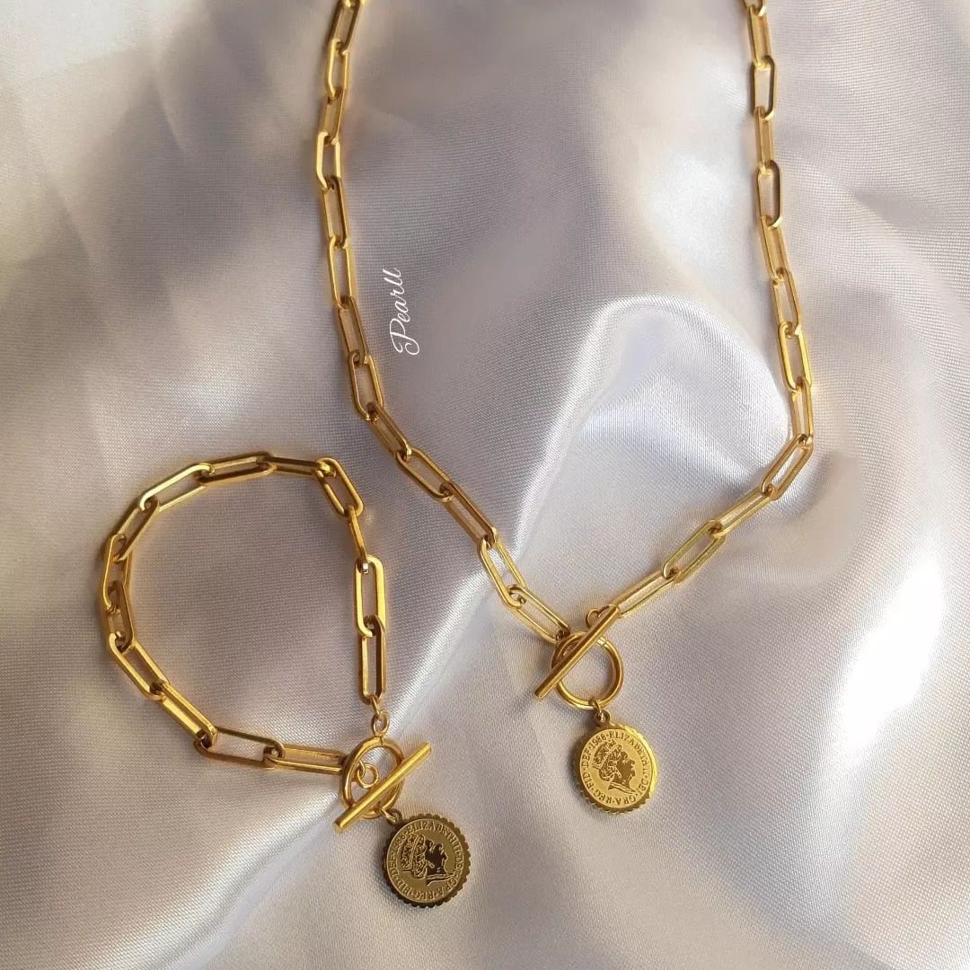 ست گردنبند دستبند سکه الیزابت تماما استیل رنگ ثابت