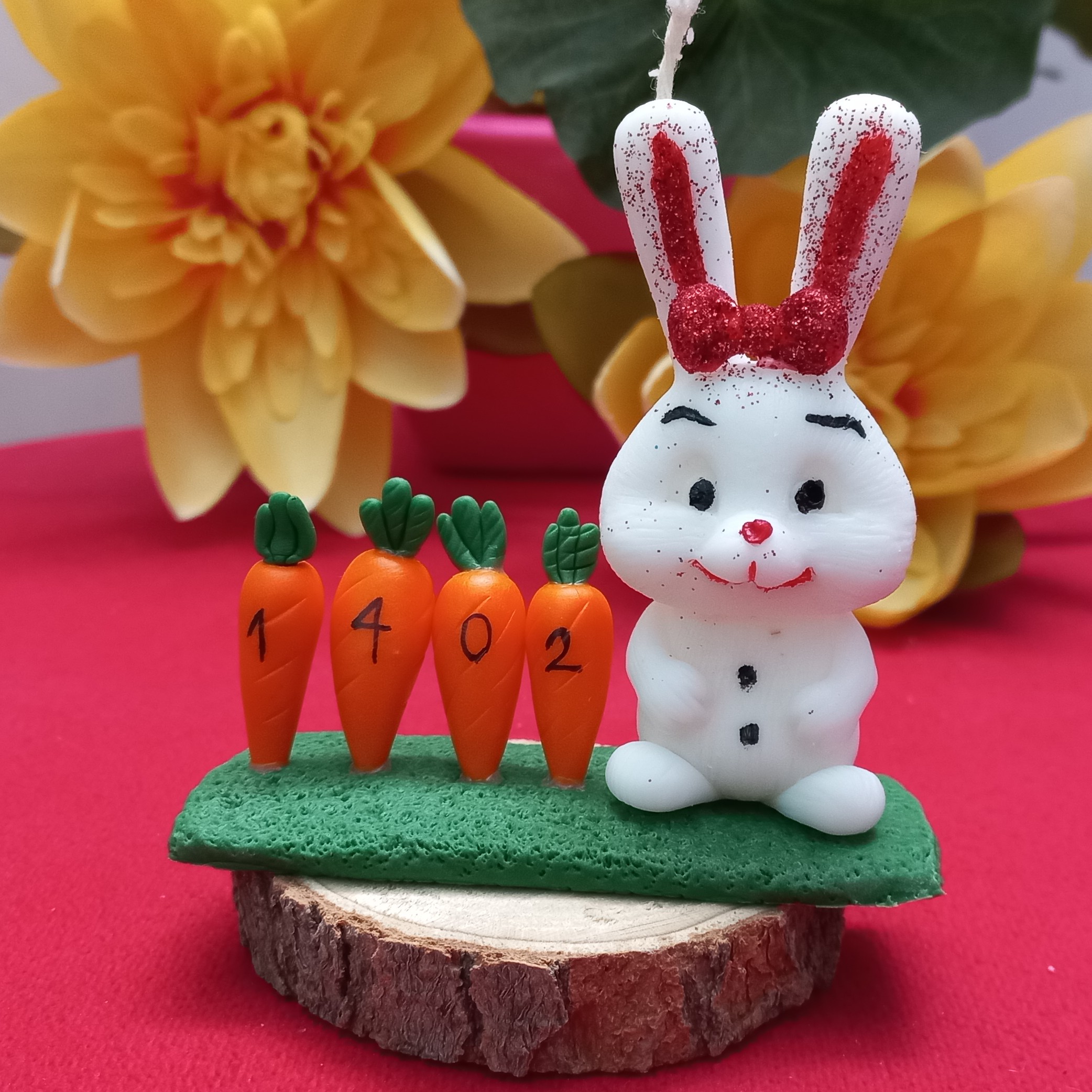 شمع خرگوش همراه استند 1402 در رنگ بندی