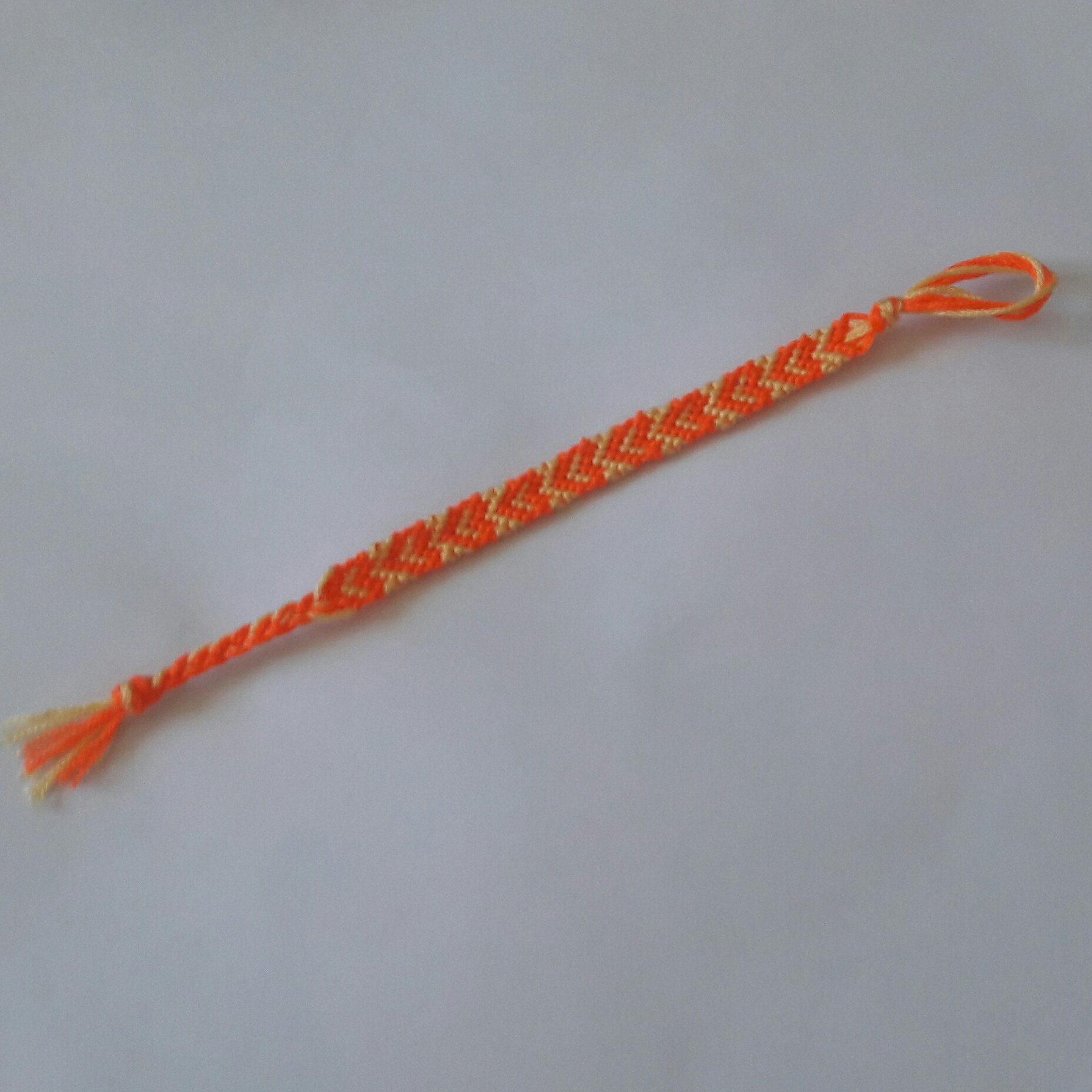 دستبند دوستی قلبی نارنجی