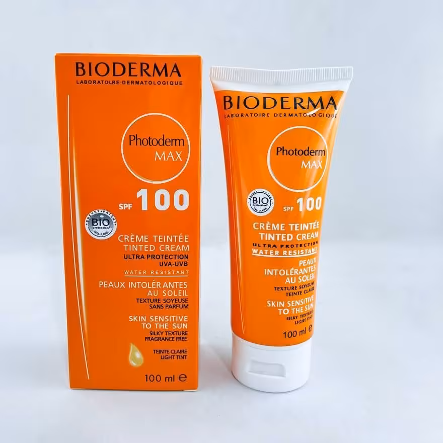 کرم ضد آفتاب بدون رنگ فتودرم مکس spf100 بیودرما 100 میل 