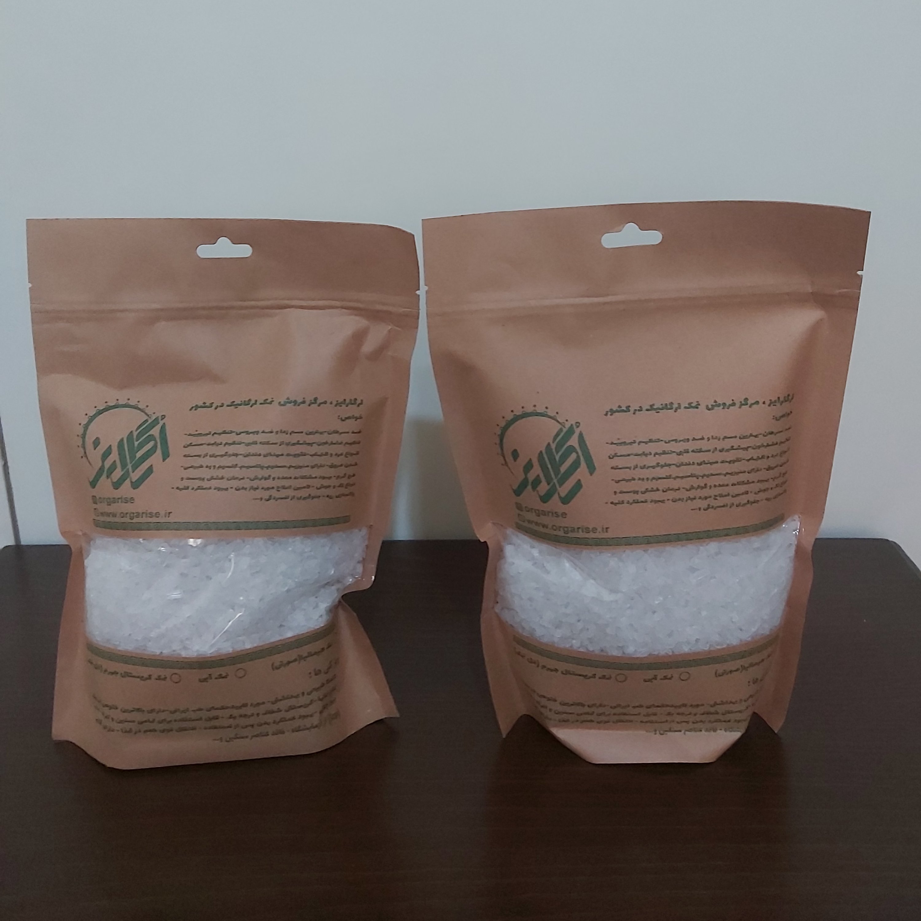 بلور نمک جهرم کاملاً طبیعی و بهداشتی کریستال شفاف و درجه یک فاقد عناصر سنگین