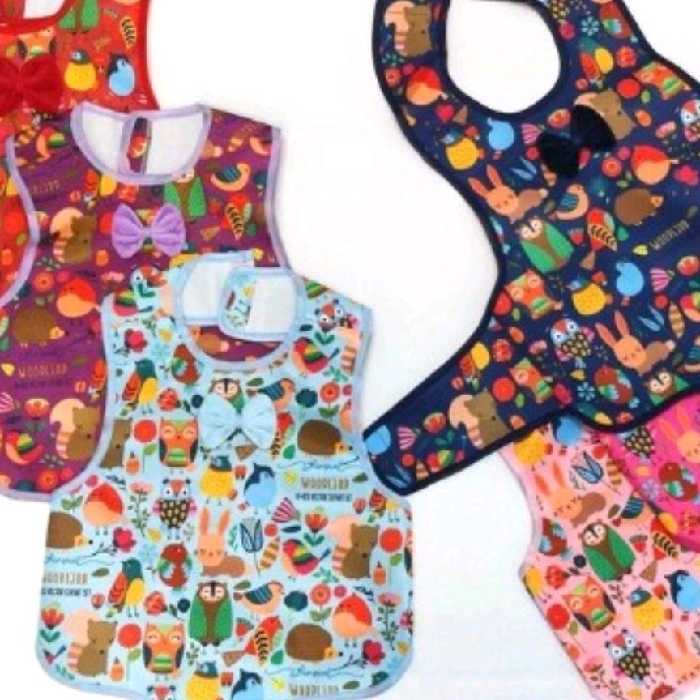 پیش بند جلیقه ای پاپیون دار نوزادی