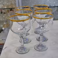 بستنی خوری پایه دار لب طلایی طرح ساده ساخت شرکت کاوه 6 تایی 