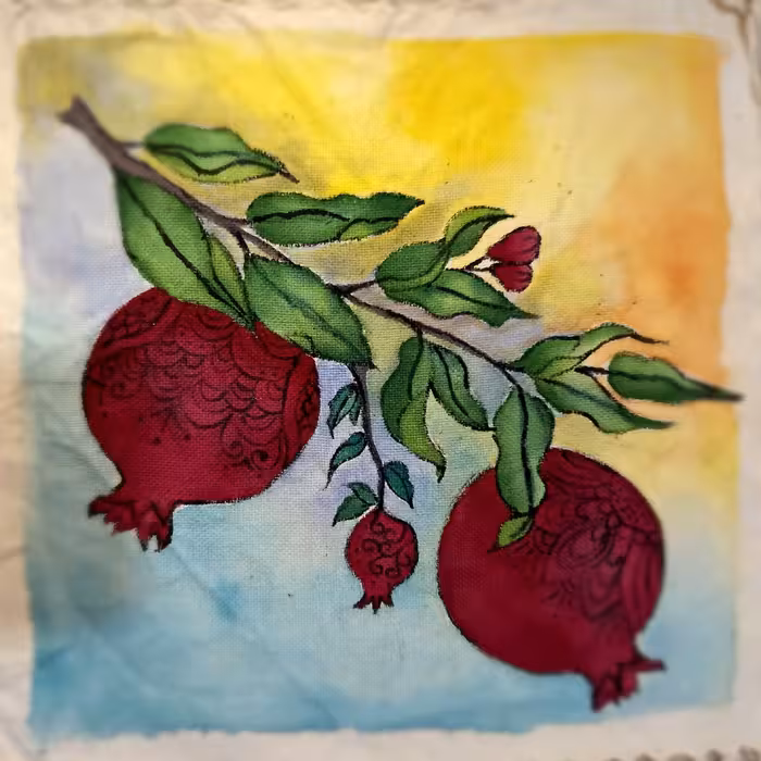 رومیزی انار .نقاشی و رنگ آمیزی شده با دست .هنر قلمکار نقاشی اصفهان. پارچه صد در صد پنبه 