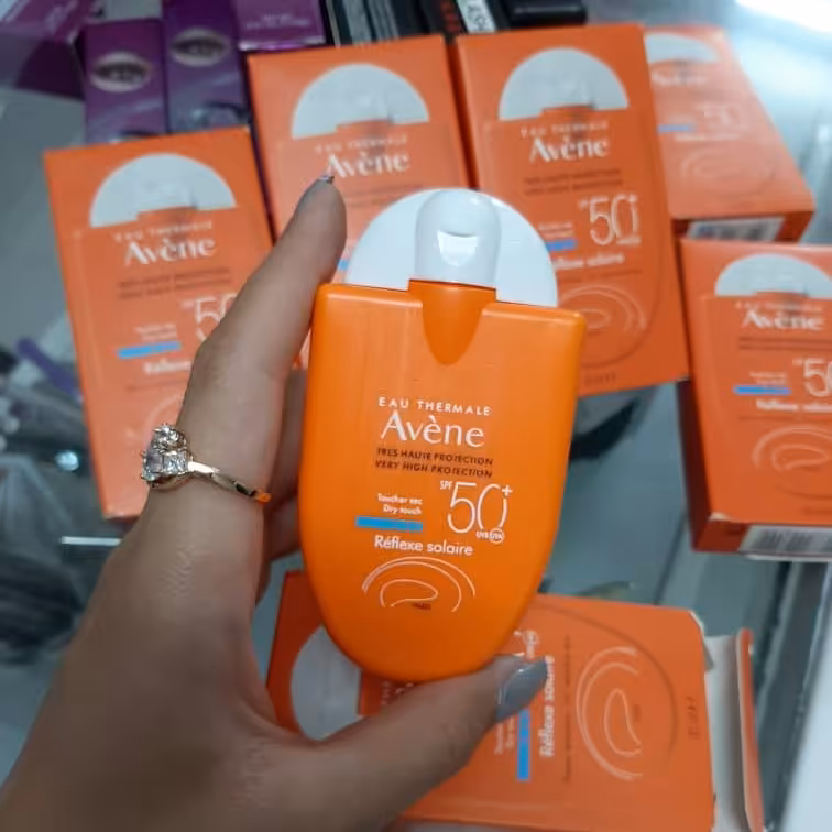 ضدآفتاب بی رنگ اون Spf50