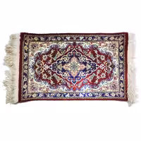 فرش رومیزی تمام ابریشم ابعاد تقریبا 28 در 44 سانتیمتر