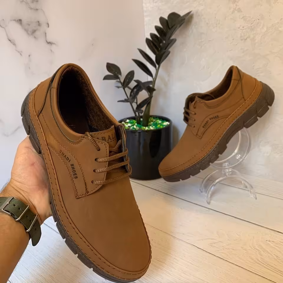 کفش مردانه طبی سایز 40 تا 44 رنگ عسلی زیره طبی پیو دوردوخت شده بسیار نرم و منعطف ضدسایش و ضد ترک خوردگی سبک و شیک