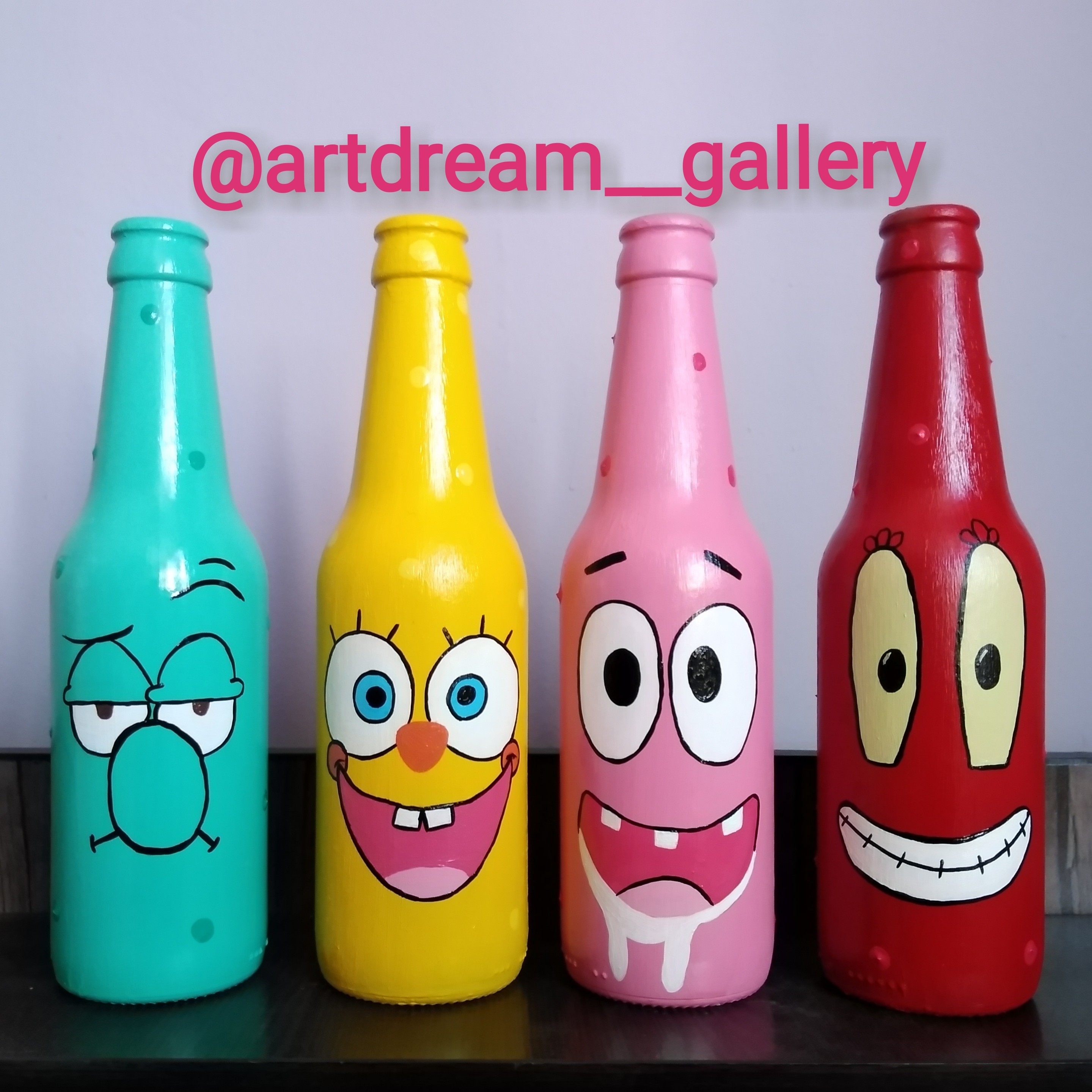 گلدان دکوری نقاشی شده طرح باب اسفنجی 4 عددی