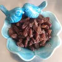 مویز ایرانی دهاتی مویز سه هسته و هدیه رایگان(روی کل سبد خرید)