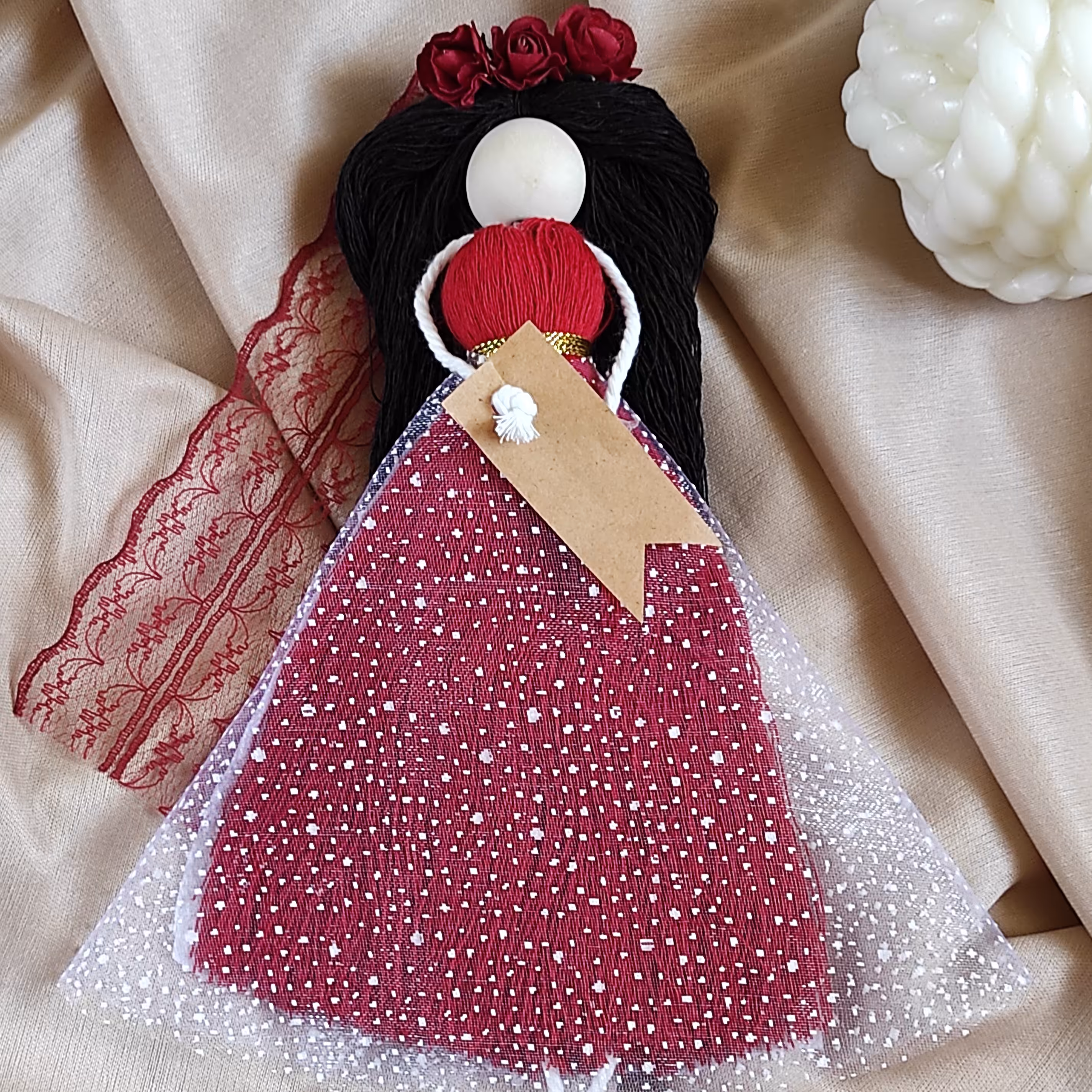 فرشته مکرمه حنابندان  (دست بافت)