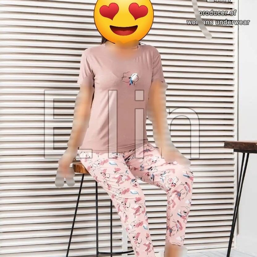 پوشاک زنانه