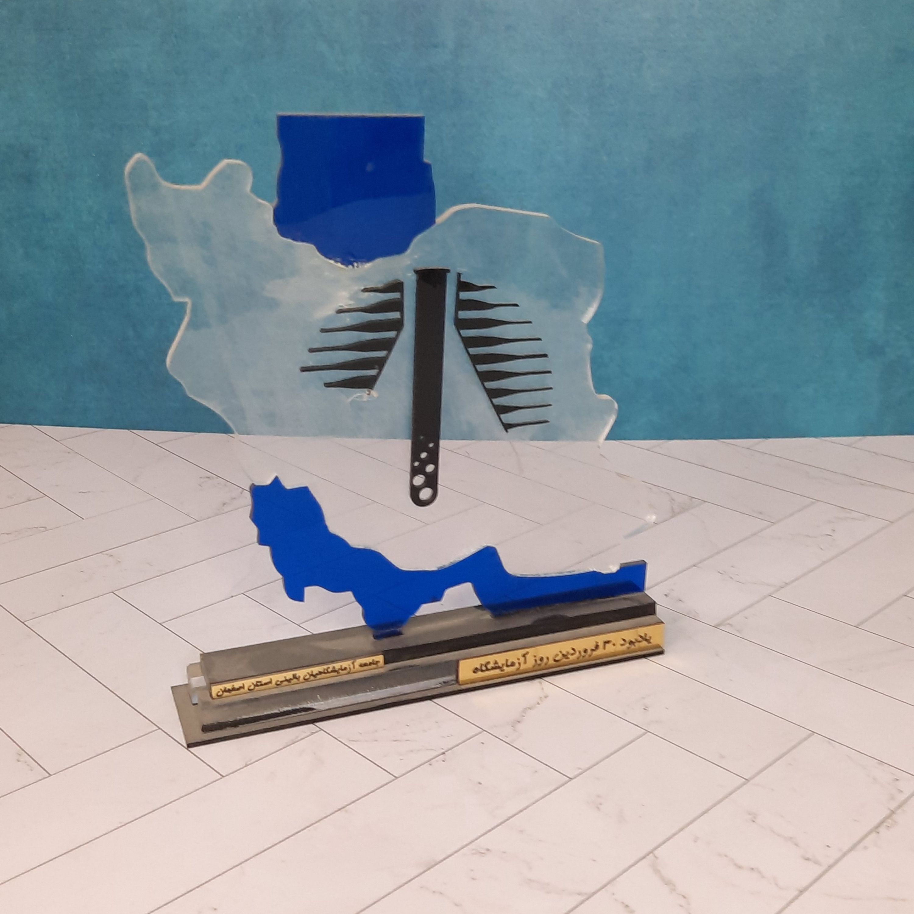 تندیس پلکسی با قابلیت درج