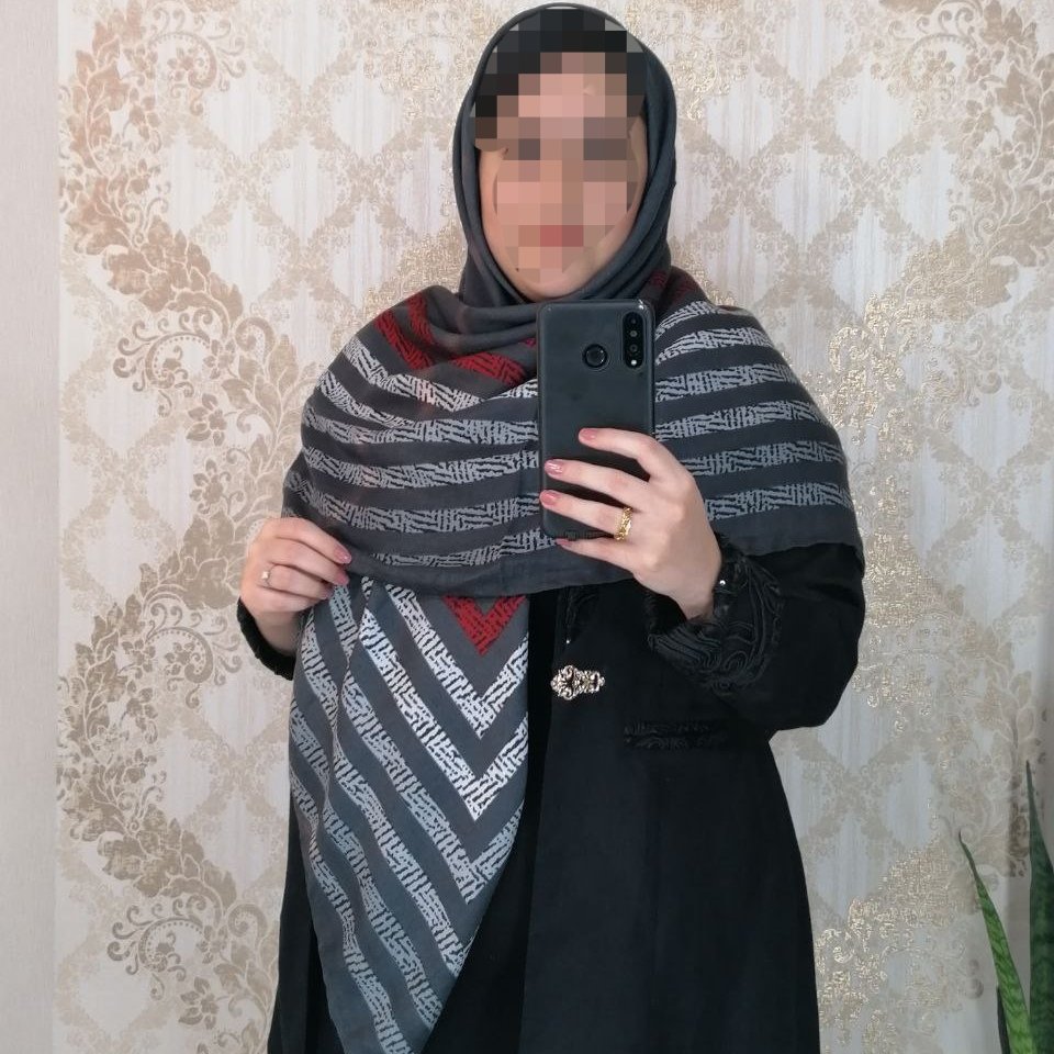 روسری نخی دور دست دوز طوسی