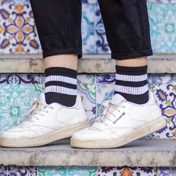 جوراب ساقدار 2خط زمینه مشکی اسپرت فری سایز