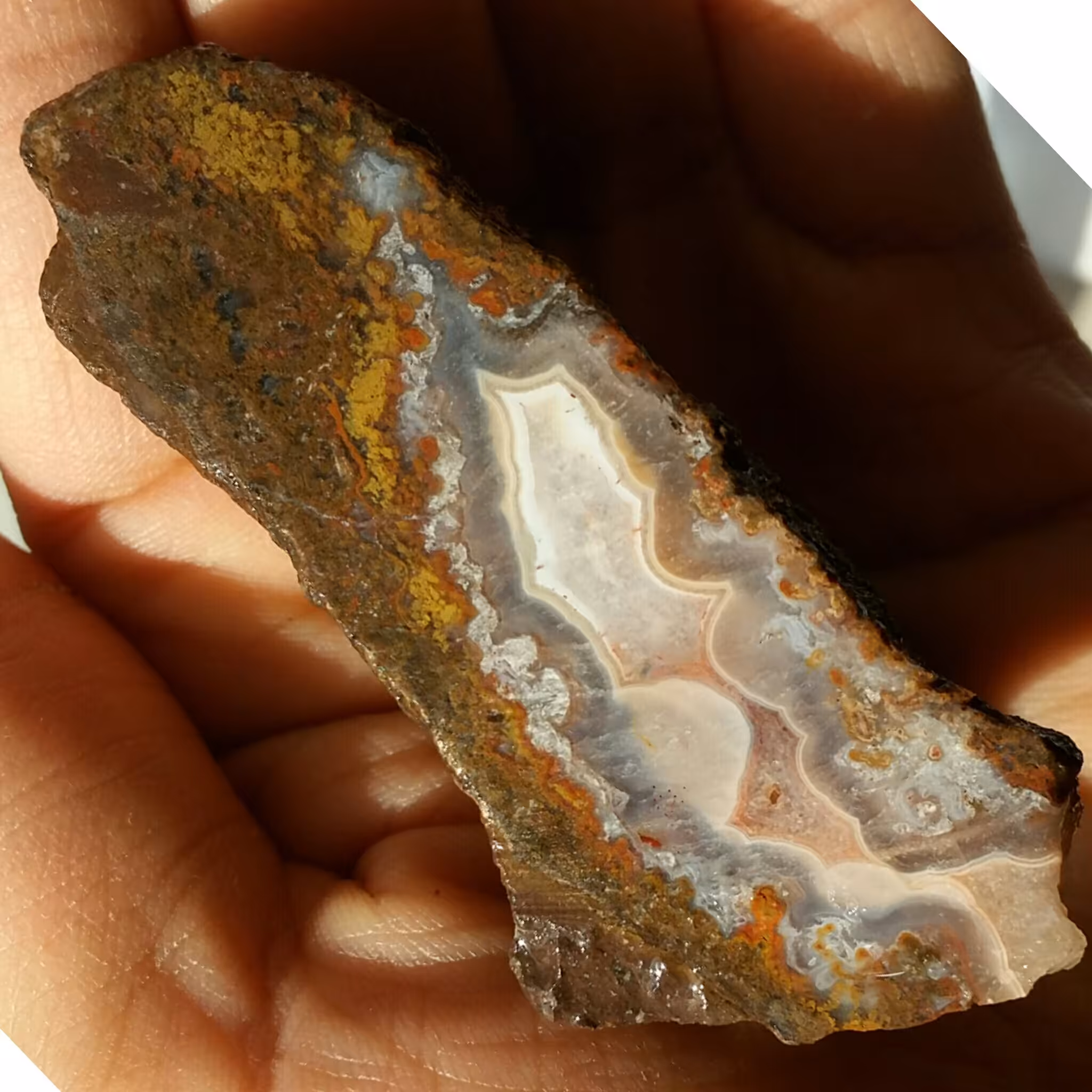 اسلایس سنگ راف عقیق سلیمانی رنگی بی نظییییر 100 درصد طبیعی
شاهکار خلقت تک