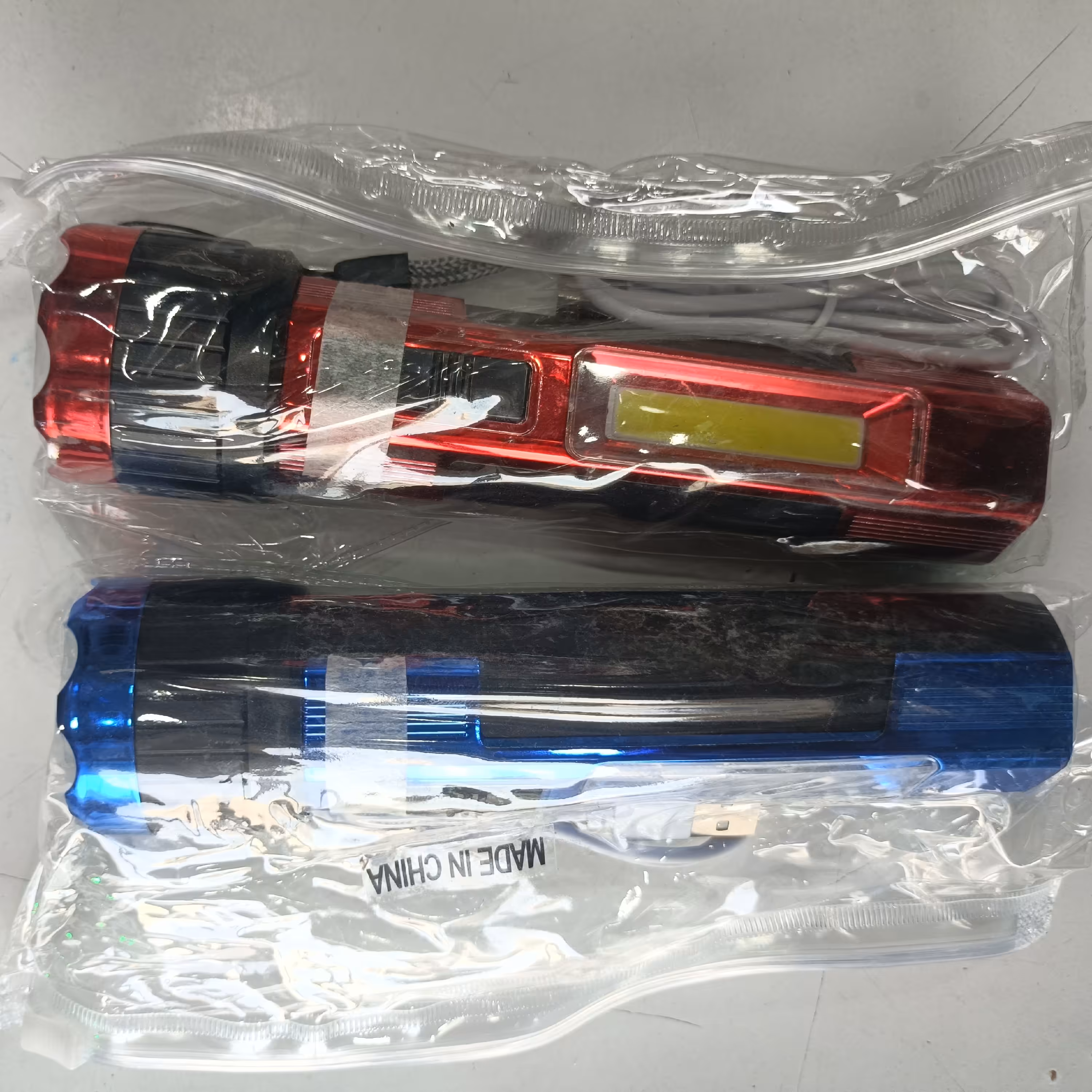 چراغ قوه به پاور گوشی عالی دی تودی 