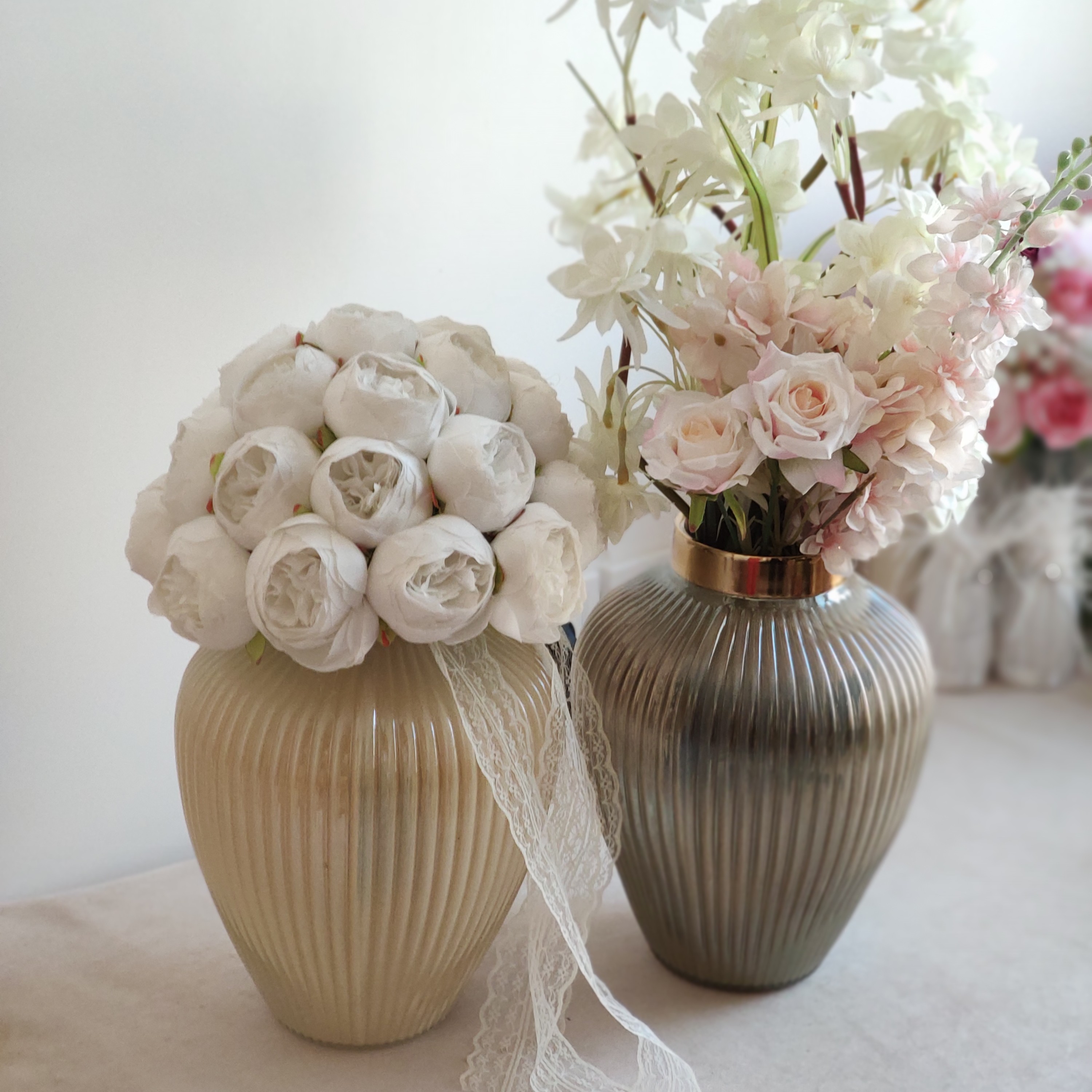 گلدان شیشه ای دکوری طوقی
