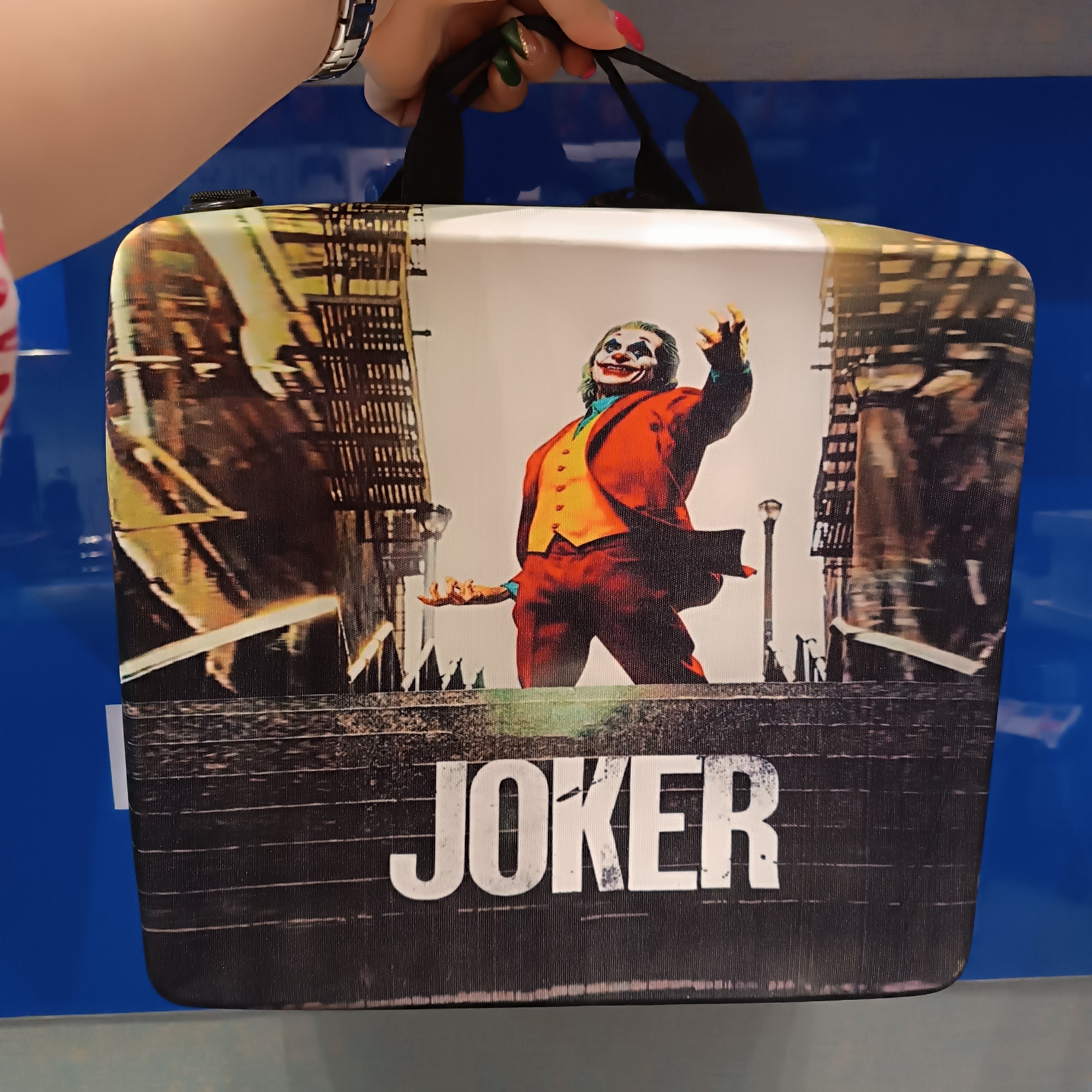 کیف حمل کنسول ps4 طرح جوکر