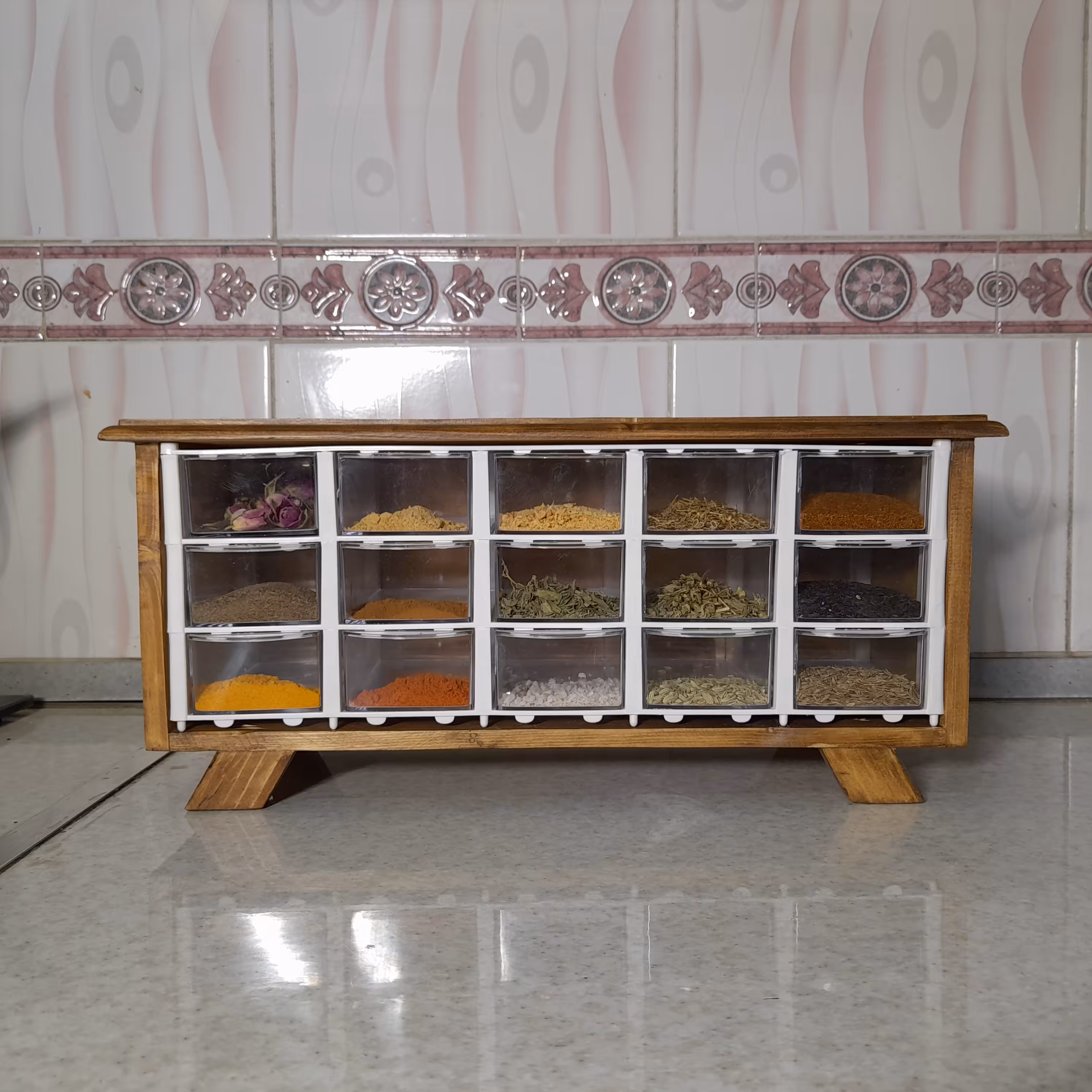 جاادویه 15 کشو  چوبی  (قابل تولید در رنگ تعداد کشو  و ابعاد متفاوت )