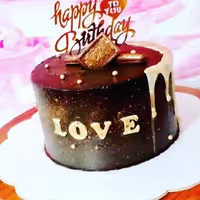 کیک شکلاتی تیره