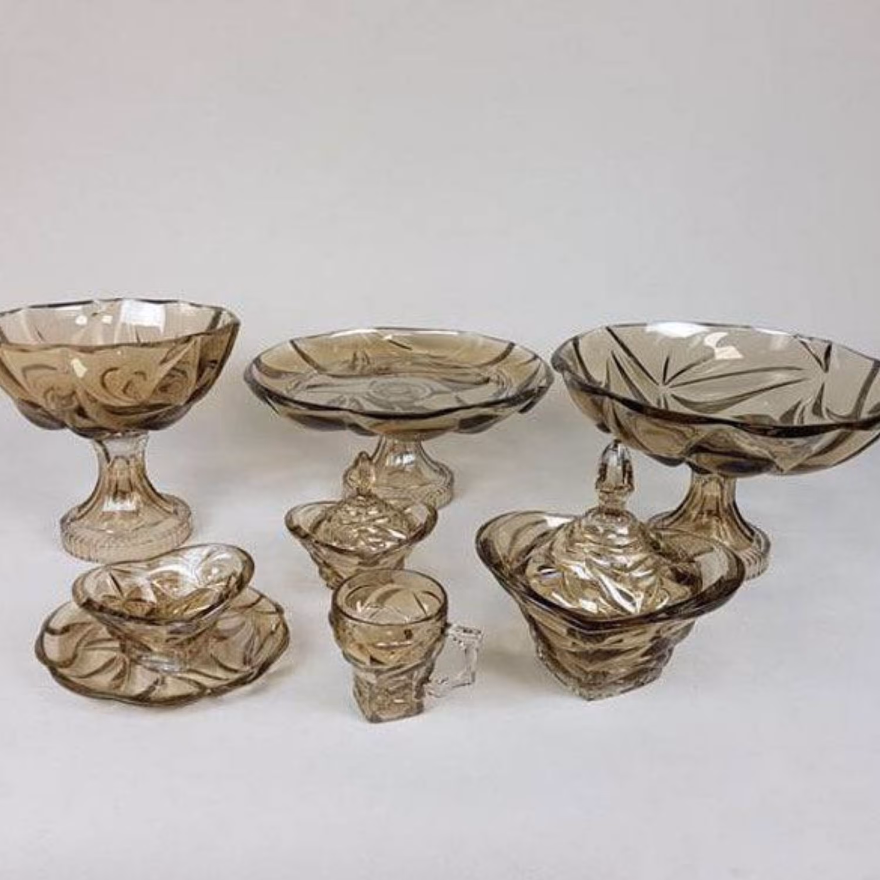 سرویس پذیرایی و چایخوری 25 پارچه بوگاتی شامپاینی 