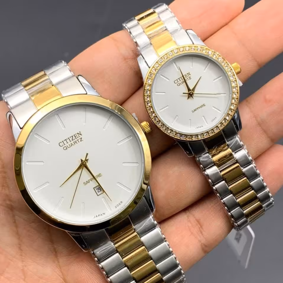 ساعت ست زنانه و مردانه سیتیزن بند استیل صفحه سفید رنگ ثابت با گارانتی+در رنگ های مختلف citizen