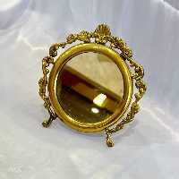 آینه برنجی هندی در دو مدل بیضی و گرد با سطح کیفیتی درجه یک بسیار زیبا و مناسب استفاده دائم و قابل شستشو بدون تغییر رنگ