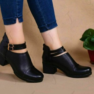 نیمبوت زنانه